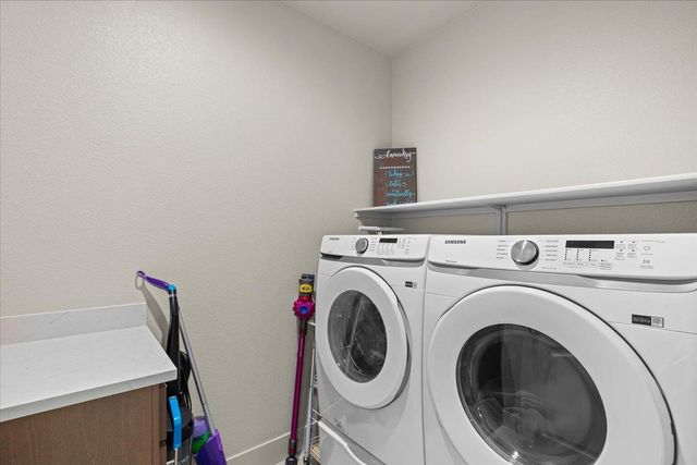 3715 N Berkeley Ave, Turlock, CA 95382