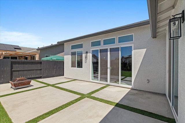 3715 N Berkeley Ave, Turlock, CA 95382