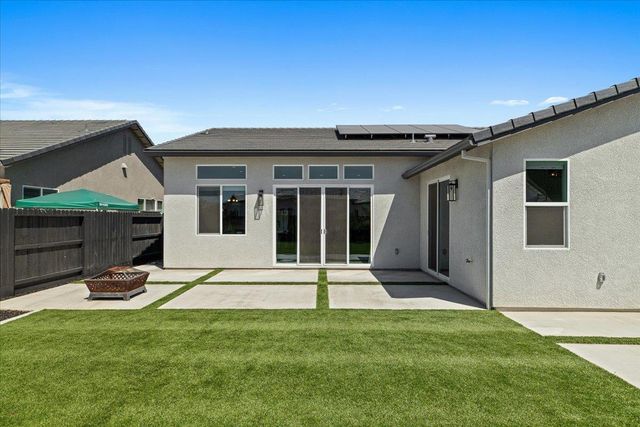 3715 N Berkeley Ave, Turlock, CA 95382