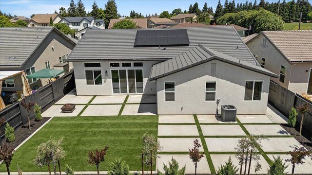 3715 N Berkeley Ave, Turlock, CA 95382