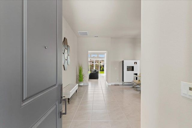 3715 N Berkeley Ave, Turlock, CA 95382