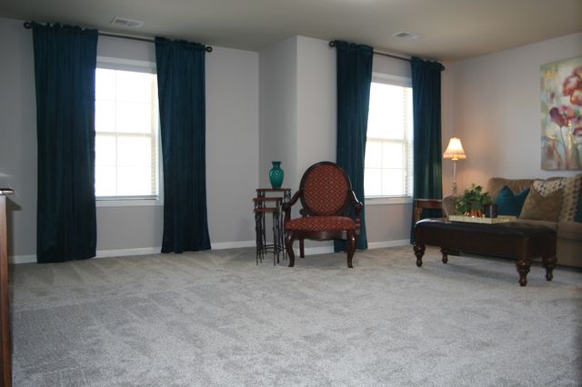 2013 Austin Dr, Spring Hill, TN 37174