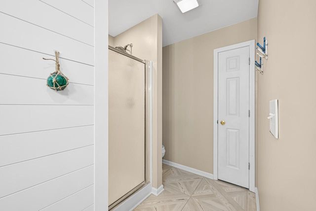 415 E Sunny Hill DRIVE, Elkhorn, WI 53121