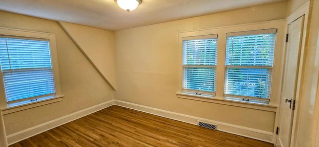 803 10th Street S, Moorhead, MN 56560