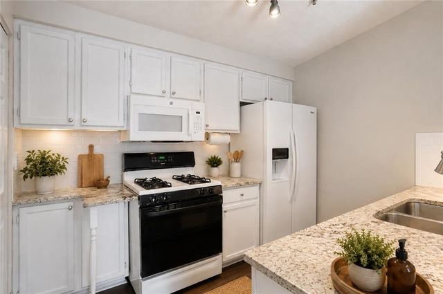 1483 Keys Crossing Drive NE, Brookhaven, GA 30319