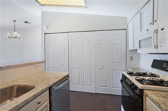 1483 Keys Crossing Drive NE, Brookhaven, GA 30319