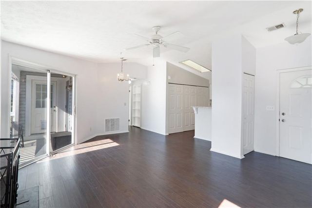 1483 Keys Crossing Drive NE, Brookhaven, GA 30319