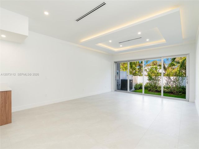 1421 SW 24th Court 3, Fort Lauderdale, FL 33315