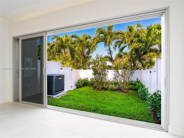 1421 SW 24th Court 3, Fort Lauderdale, FL 33315