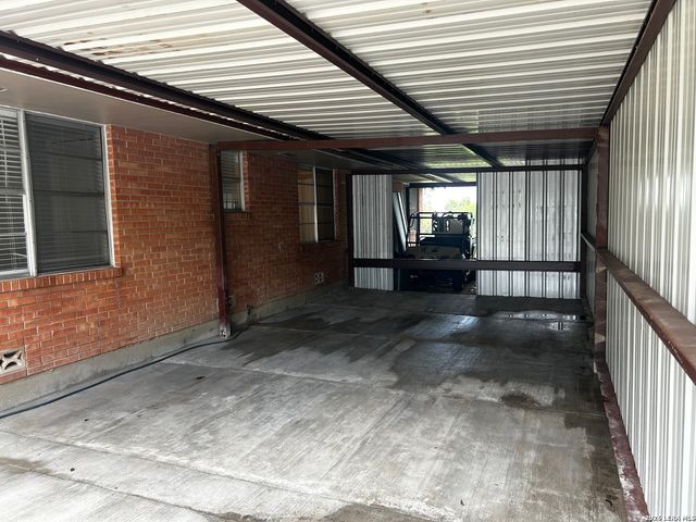 3660 Oma Dr, China Grove, TX 78263