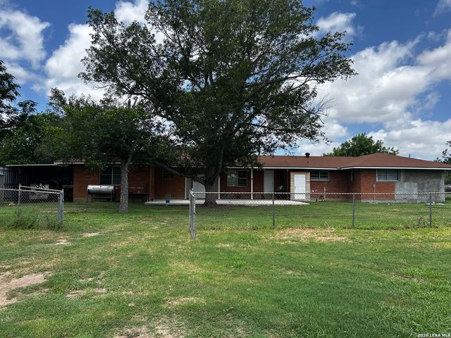 3660 Oma Dr, China Grove, TX 78263