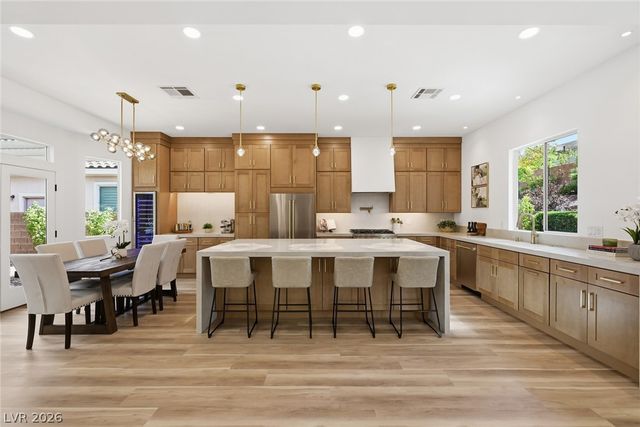 65 Twilight Rose Street, Las Vegas, NV 89138
