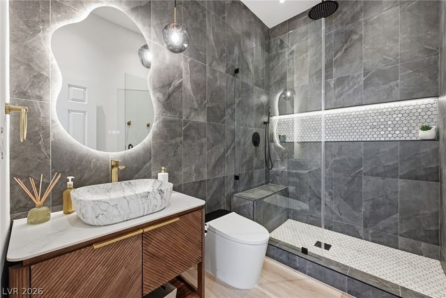 65 Twilight Rose Street, Las Vegas, NV 89138