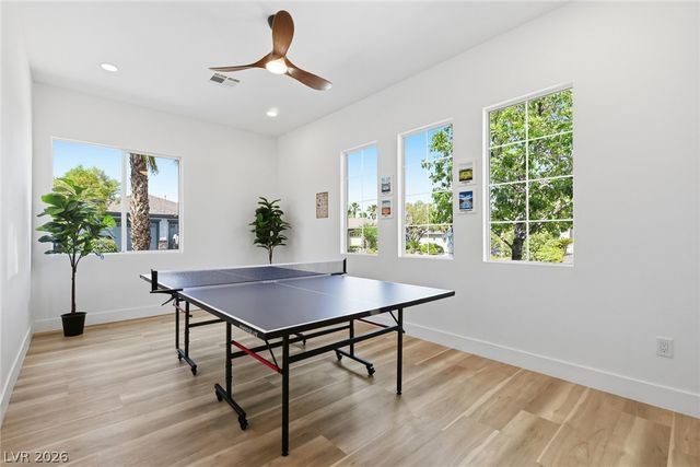 65 Twilight Rose Street, Las Vegas, NV 89138