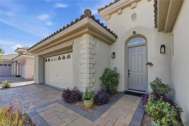 65 Twilight Rose Street, Las Vegas, NV 89138