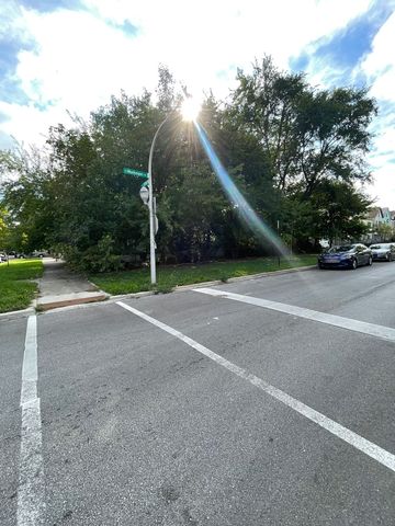 2841 E 89th Street, Chicago, IL 60617