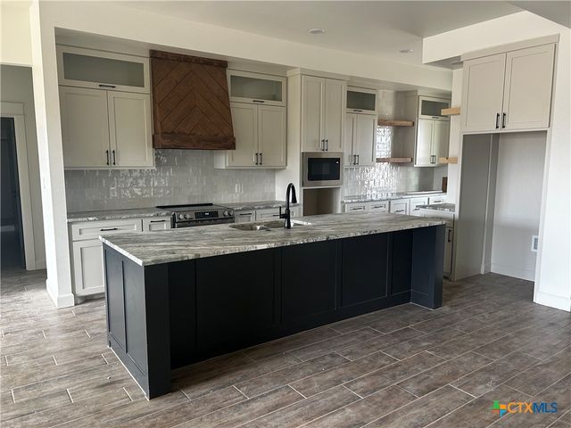 3026 Hester Way, Salado, TX 76571