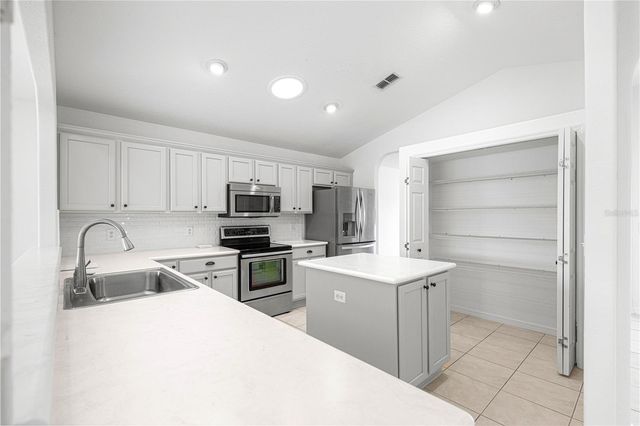 11137 SE 173RD PLACE, Summerfield, FL 34491