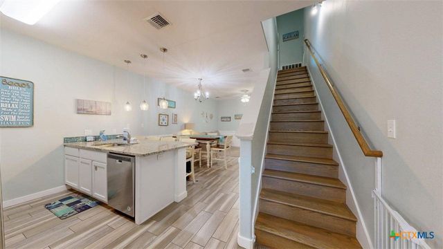 1813 S 11th Street 106, Port Aransas, TX 78373