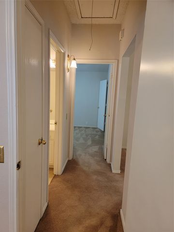 238 High Pointe Lane, Cedar Hill, TX 75104