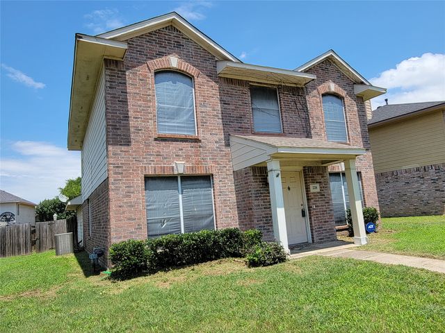 238 High Pointe Lane, Cedar Hill, TX 75104