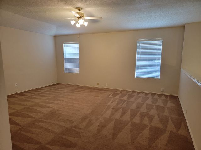 238 High Pointe Lane, Cedar Hill, TX 75104