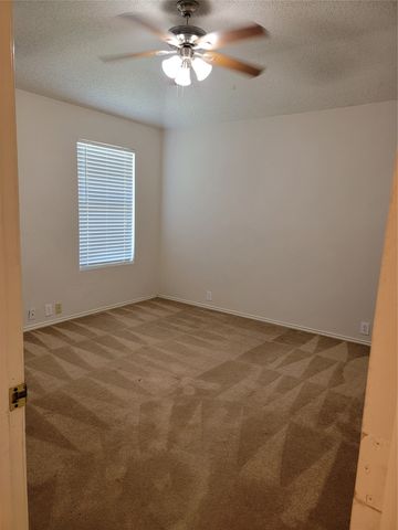 238 High Pointe Lane, Cedar Hill, TX 75104