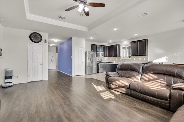 8028 Hereland Trail, Fort Worth, TX 76131