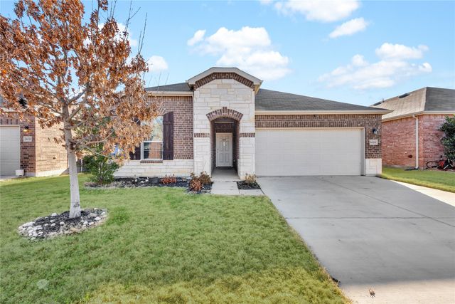 8028 Hereland Trail, Fort Worth, TX 76131