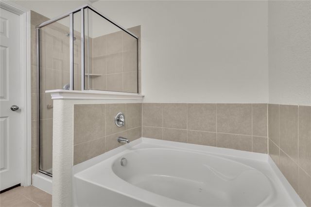 8028 Hereland Trail, Fort Worth, TX 76131