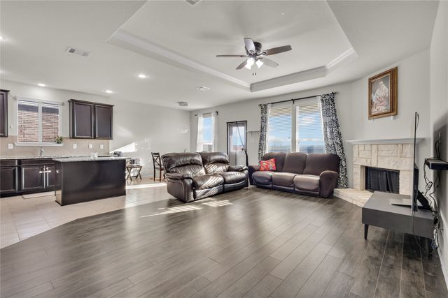 8028 Hereland Trail, Fort Worth, TX 76131