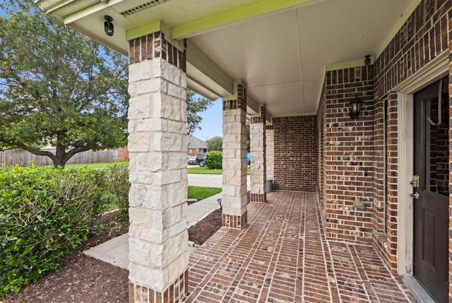 8227 Shady Grove, Baytown, TX 77523