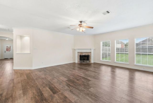 8227 Shady Grove, Baytown, TX 77523