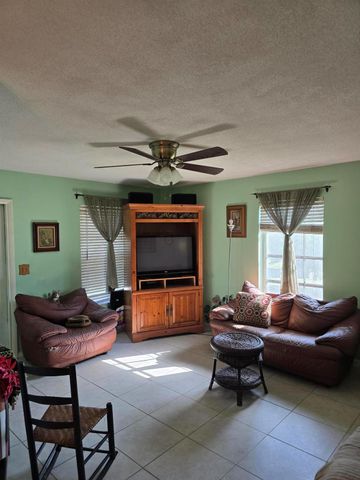 4951 Wedgewood Way 5, West Palm Beach, FL 33417