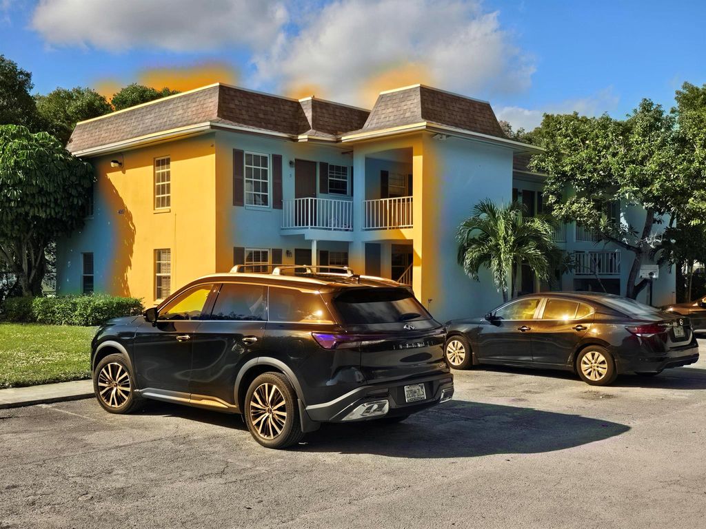 4951 Wedgewood Way 5, West Palm Beach, FL 33417