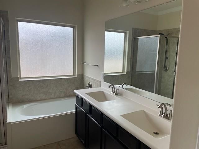 10004 Epic Knoll DR, Austin, TX 78747