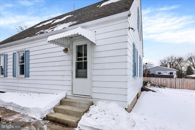 113 MERKEL RD, Gilbertsville, PA 19525