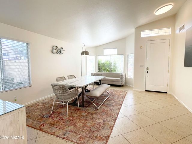 1040 E Silverwood Drive, Phoenix, AZ 85048