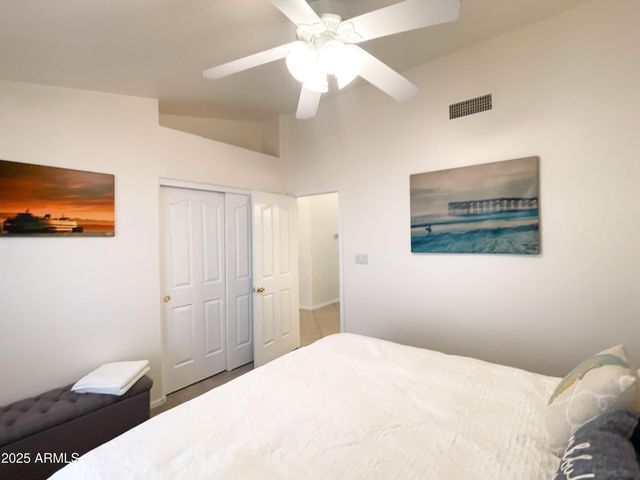 1040 E Silverwood Drive, Phoenix, AZ 85048