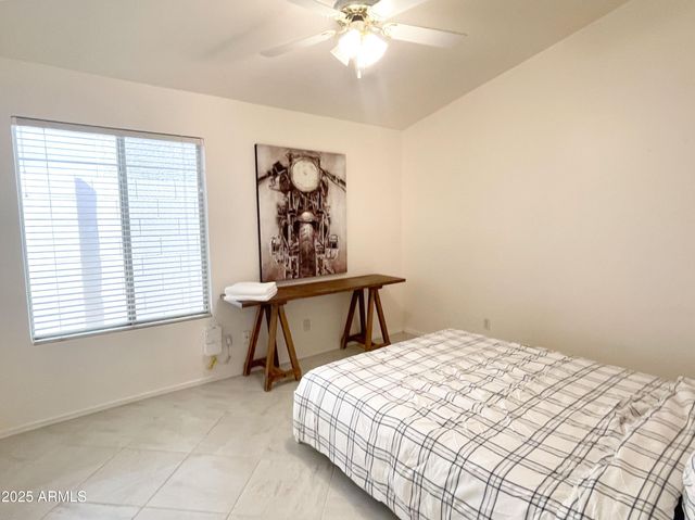 1040 E Silverwood Drive, Phoenix, AZ 85048