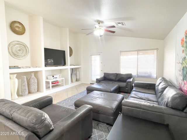 1040 E Silverwood Drive, Phoenix, AZ 85048