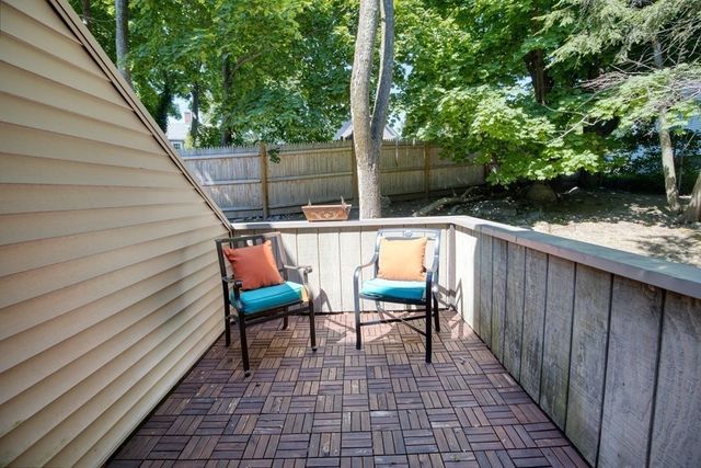 82 Centre St B, Quincy, MA 02169