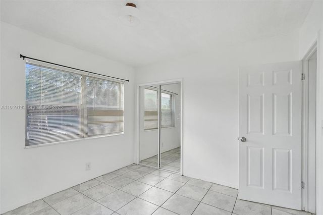 29 SW 8th Ave 1, Dania Beach, FL 33004