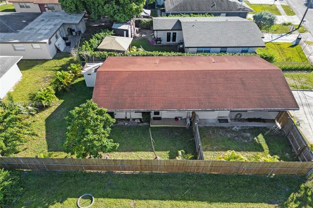 29 SW 8th Ave 1, Dania Beach, FL 33004