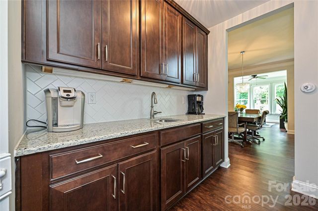 406 Sinaloa Street, Waxhaw, NC 28173