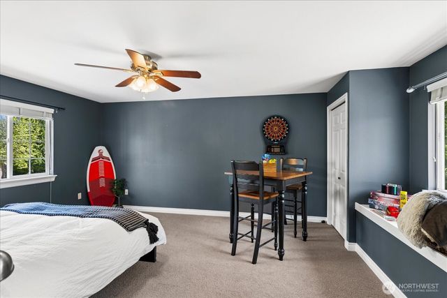 2211 238th Place NE, Sammamish, WA 98074