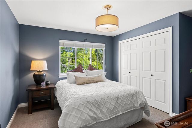 2211 238th Place NE, Sammamish, WA 98074