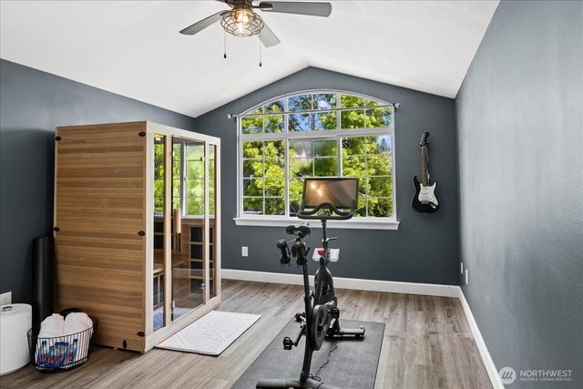 2211 238th Place NE, Sammamish, WA 98074