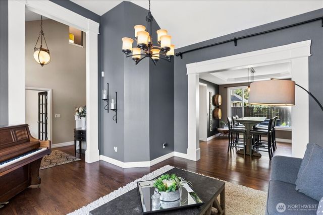 2211 238th Place NE, Sammamish, WA 98074
