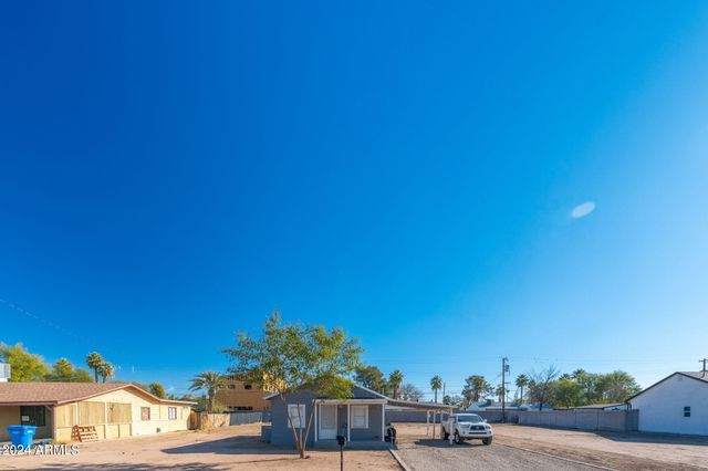 2627 N 30TH Place, Phoenix, AZ 85008